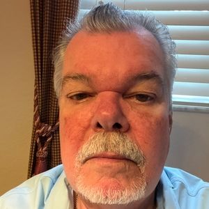 Meet your Posher, Jorge